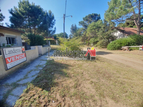 Imagen 3 de 30 de Venta En Block - Dos Casas Sobre Lote Propio