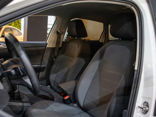 Volkswagen Nivus 1.0 200 TSI TOTAL FLEX COMFORTLINE AUTOMÁTICO