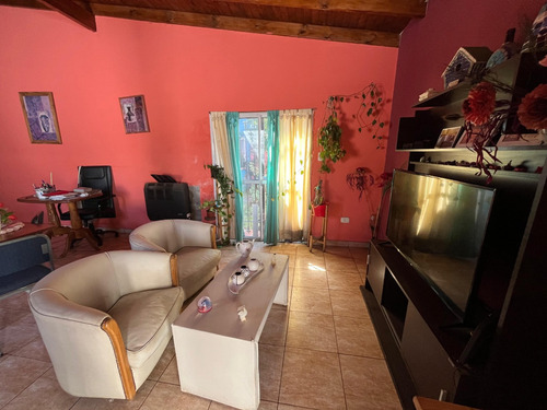 Casa En Ph-venta. Dos Dormitorios- Saladillo.