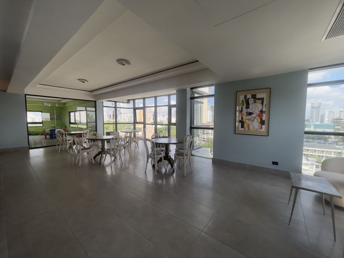 Exclusivo Apartamento En La Esperilla, Santo Domingo