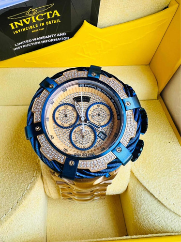 Hermoso Reloj Invicta Lleno De Piedras Color Dorado