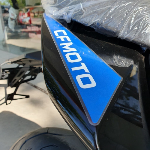 Imagen 6 de 12 de Cf 400 Nk - 0km - 400 -