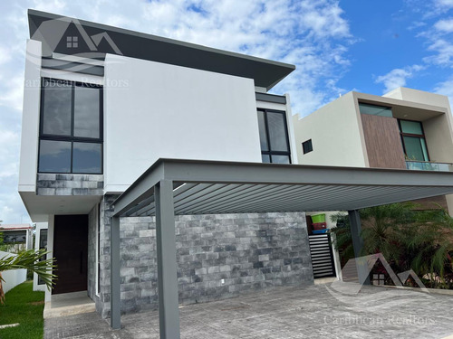 Casa En Venta Lagos Del Sol Cancún