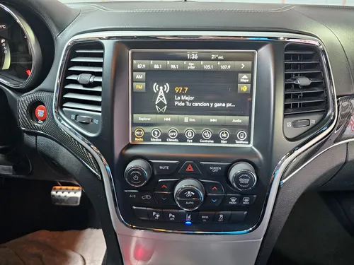 Jeep Grand Cherokee 6.4 Srt-8 At
