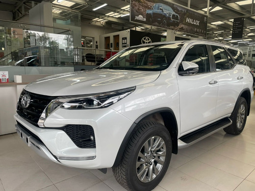 Toyota Fortuner 2.7 Srv Street Aut