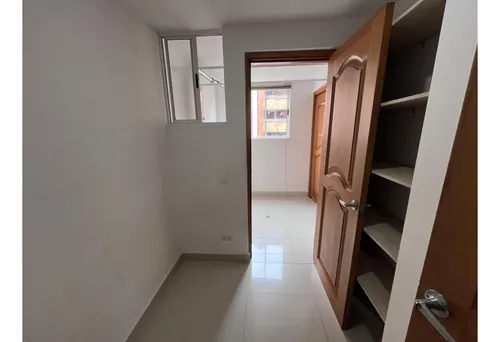 136m2 Apartamento En Laureles