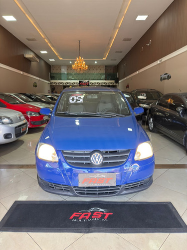 Volkswagen Fox 1.0 Sportline Total Flex 5p