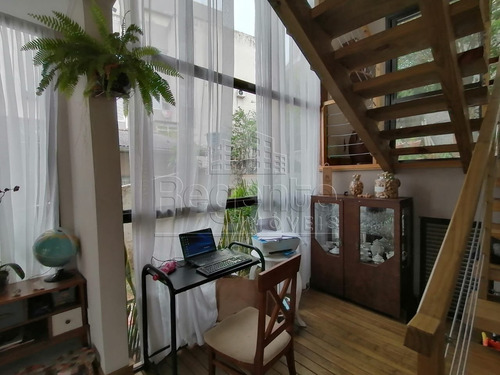 Imagem 5 de 15 de Casa A Venda Com 3 Quartos No Bairro Coqueiros Em Florianopolis. - V-81582