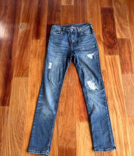 Jean Levis Talle 32