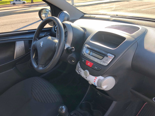 Peugeot 107 2014 1.0 Full