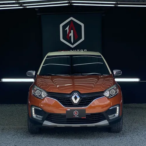 Renault Captur 2.0 Intens Automática