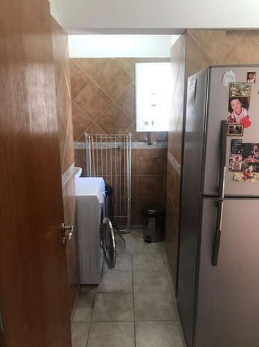 Imagen 7 de 14 de Excelente Departamento 2 Ambientes En Moron, Como Nuevo