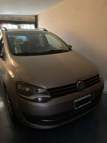 Volkswagen Suran 1.6 Comfortline 101cv