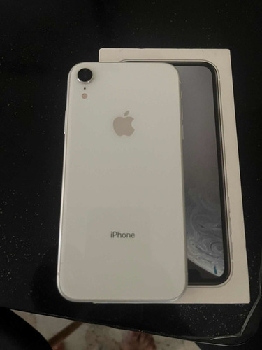 iPhone XR De 64 Gb Batería Al 80%