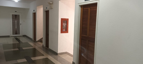Imagen 6 de 24 de Grecia Nassaralianh Vende Apartamento En Residencia Siena, Las Chimeneas 0412-8669181