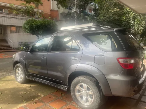Toyota Fortuner 2.7l 4x4