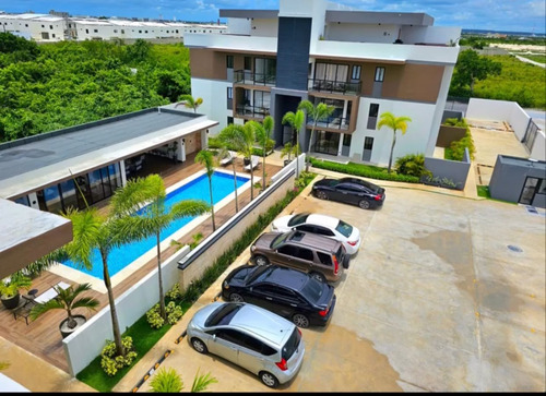 Apartamento En Ventas Detrás De Almacenes Unidos Bávaro