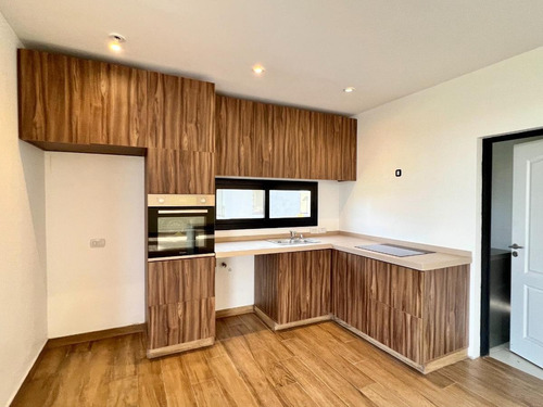 Imagen 11 de 30 de Casa Con 3 Dormitorios Y Escritorio - Acacias - Puertos