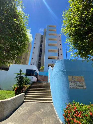 Excelente Ubicacion , En Calle Arismendi Apartamento En Res Martin Pescador En Venta