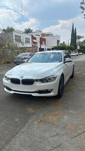 BMW Serie 3 2.0 320ia Luxury Line At