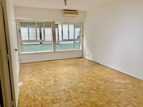 Imagen 4 de 13 de Venta 2 Ambientes Con Cochera Y Apto Profesional En Recoleta