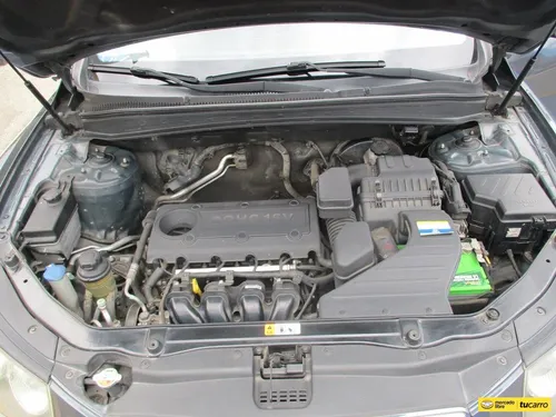 Hyundai Santa Fe Gl 4x2 2400cc Mt Aa