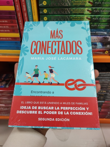 Libro Más Conectados - María José Lacámara 
