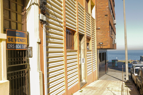 Imagen 2 de 13 de Excelente! Venta De Apartamento A (metros De La Rambla)!!!