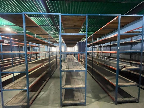 Edificio En Venta Estructura Nueva Y Puertas Blindada Calle Comercial San Jose Maracay Con Ascensor Kg:24-24423