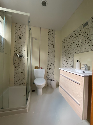 Imagen 17 de 21 de Apartamento En Alquiler En Bella Vista Amueblado, Cercano A Sectores Como Renacimiento, Mirador Sur, Urbanización Real, Anacaona, Bella Vista Norte, Cacicazgos, Rómulo Betancourt, Sarasota