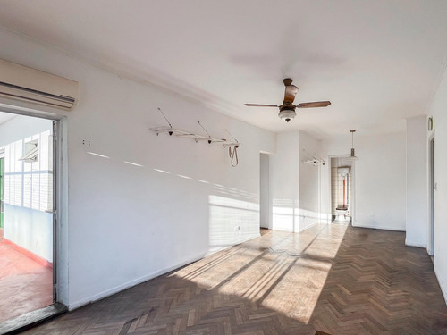 Venta - 4 Amb Con Dependencia Y Doble Balcón - Apto Crédito - Balvanera