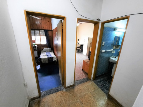 Imagen 6 de 14 de Venta - Casa 4 Ambientes En Lote Propio - La Tablada