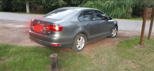 Volkswagen Vento 2.5 Luxury 170cv 2011