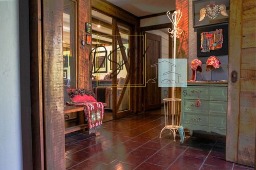 Se Vende Hermosa Casa Sector Lo Barneches