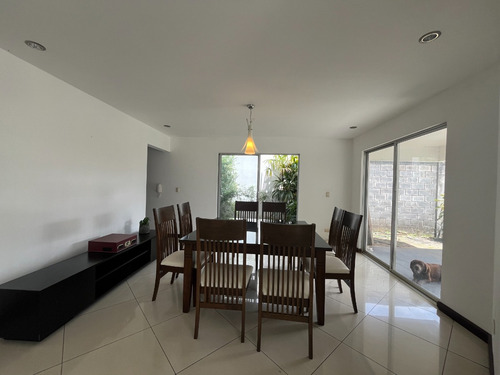 Vendo Hermosa Propiedad En Ángeles De San Rafael Heredia, Elegante Casa Y Amplias Zonas Verdes