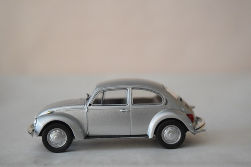 Vw Fusca Beetle Gris Ixo 1/43 Sin Caja