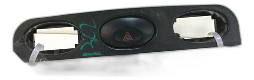 Boton Interruptor Hazard Chery Iq 2005-2014 (Usado)