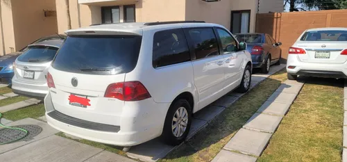 Volkswagen Routan 3.7 Prestige Tiptronic At