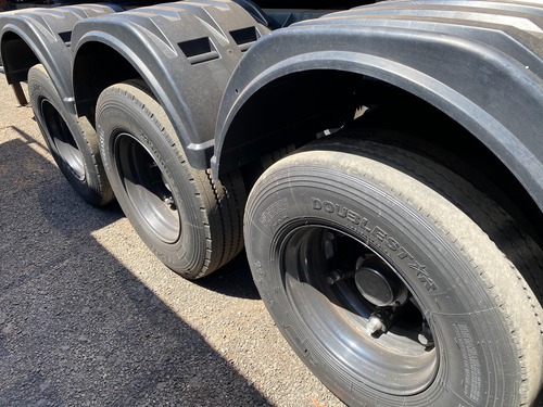 Carreta Unicarr Tanque Inox 3 Eixos Ls 2004/04