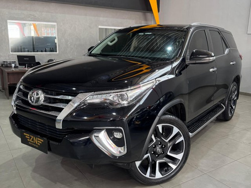 Toyota SW4 SW4 2.8 D-4D TURBO DIESEL SRX 7L 4X4 AUTOMÁTICO