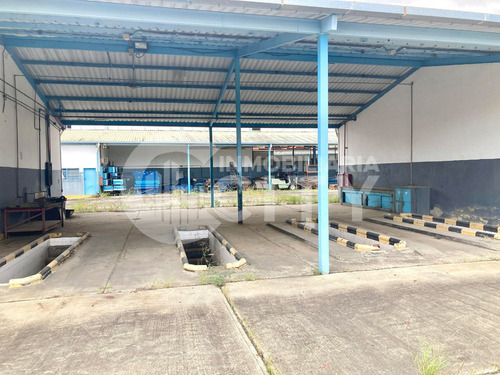 Cb Versatil Complejo Industrial En Alquiler