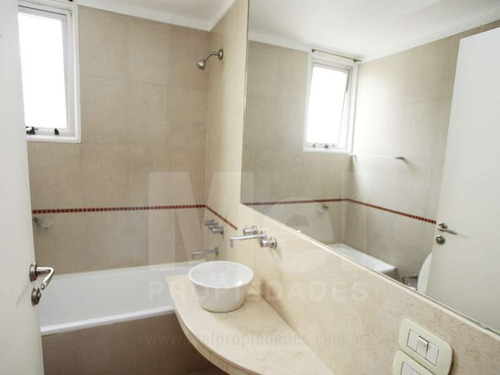 Impecable 2 Ambientes Luminoso Suite Vestidor Baño Toil