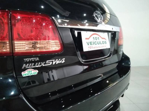 Imagem 4 de 14 de Toyota Hilux Sw4 Srv 4x4 3.0 Turbo (aut)