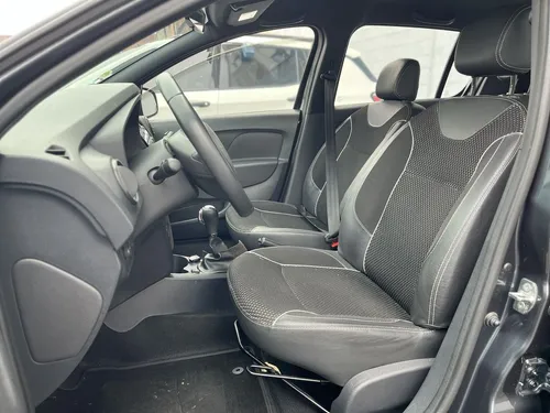 Renault Stepway 1.6 Intense Automática