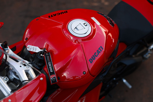 Ducati Panigale V4s 2023