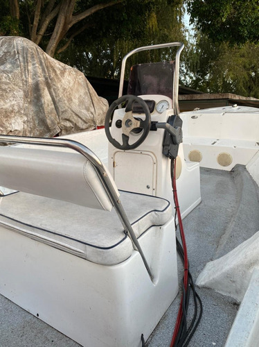 Lancha Tracker 3v Tango 510, Motor 40hp 2t Yamaha