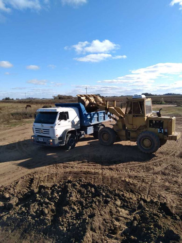 Imagen 4 de 5 de Caterpillar