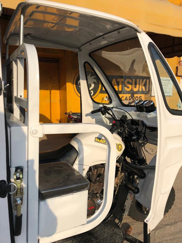 Natsuki Motocarro Carpado Con Cabina