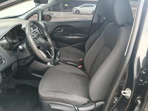 Kia Rio 1.4 Mt