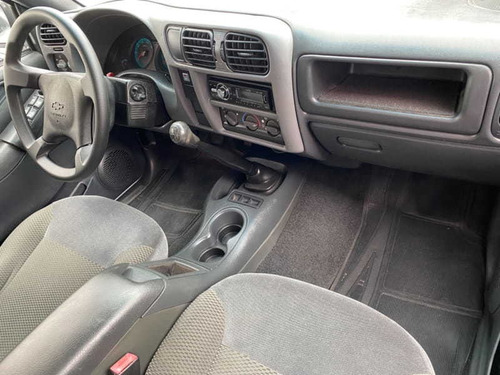 Imagem 10 de 15 de Chevrolet S-10 Rodeio Cab Dupla 2.4 4x2 2011